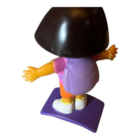 Dora The Explorer Character Wearing Backpack 2.7” Figure Nickelodeon Toy On Base - Picture 5 of 6